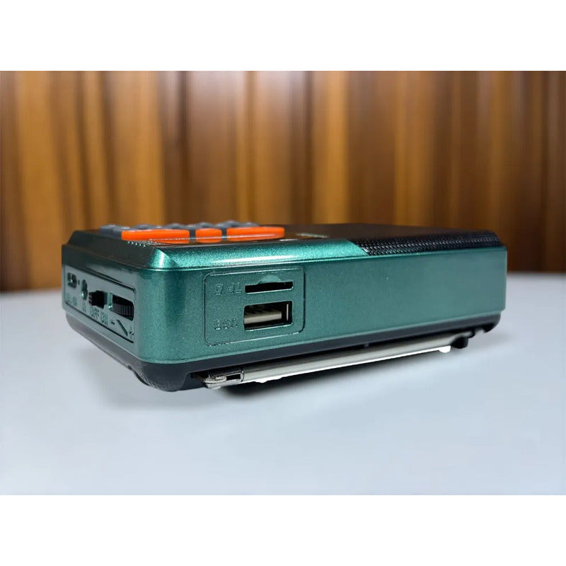 Radio Portátil Bluetooth Digital Fm Usb Mp3 Recargable Verde Oscuro