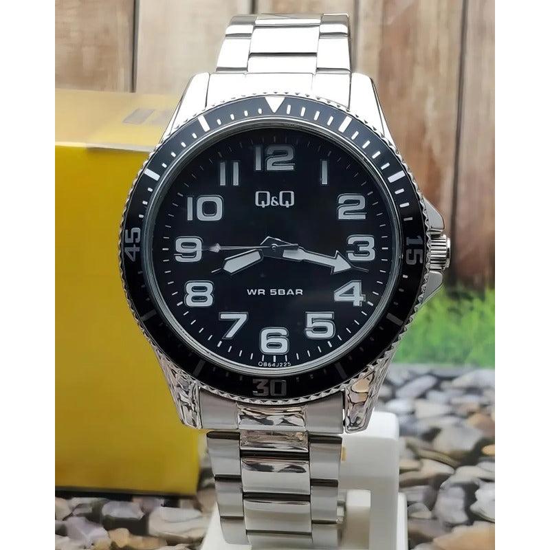 Reloj Q&q Metal Qb64j225y Plateado Negro