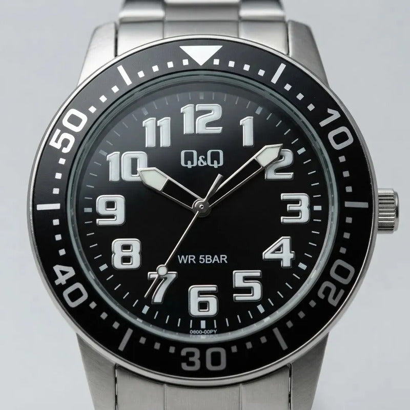 Reloj Qyq Metal Q60b001py Plateado Negro